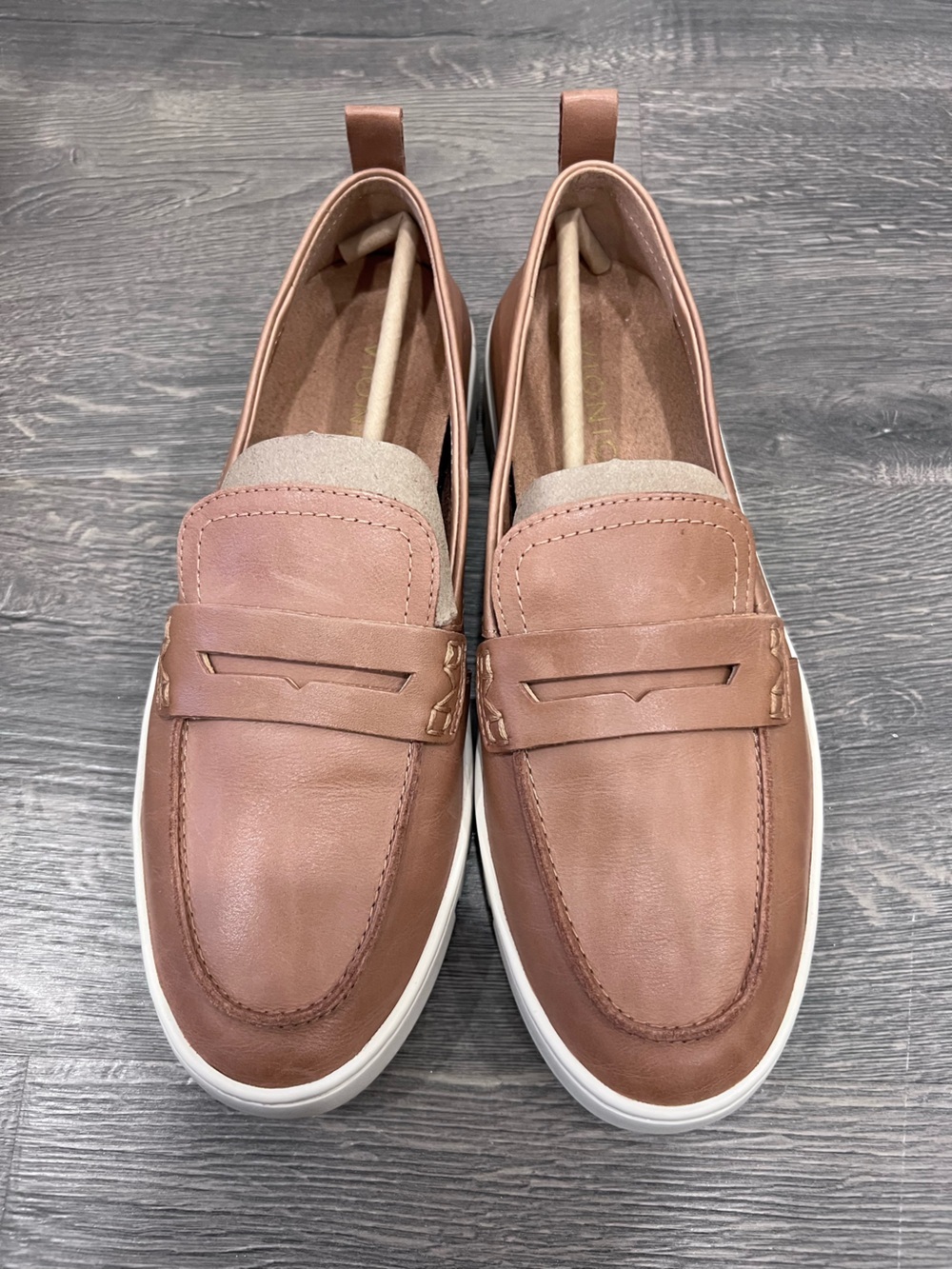 Vionic Uptown Leather Loafers Slip-on Sneakers Womens 8.5 Wide Cognac Brown